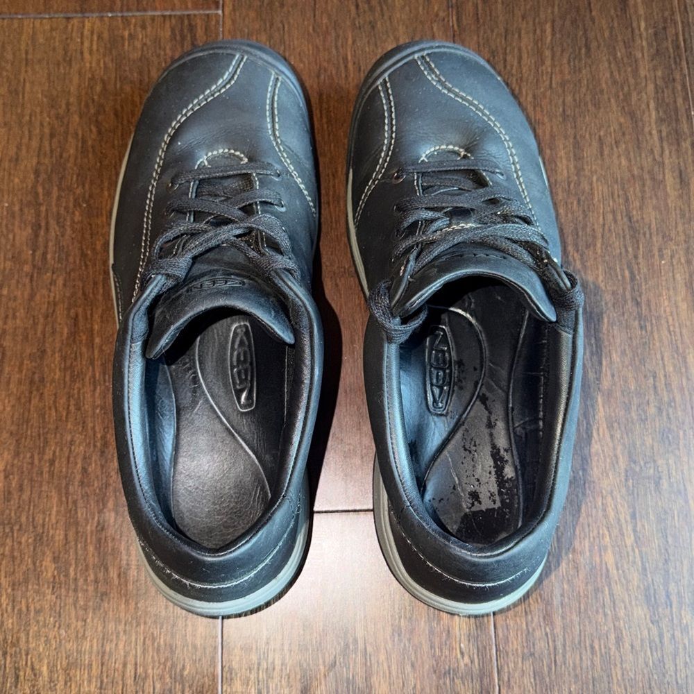 KEEN Presidio II Women's Black Leather Comfort Walking Shoes Sneaker Size 9.5 - Picture 5 of 9